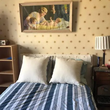 3 Bedroom Flat At The Foot Of Bon Marche * Paris